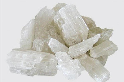 Large crystal fused magnesite